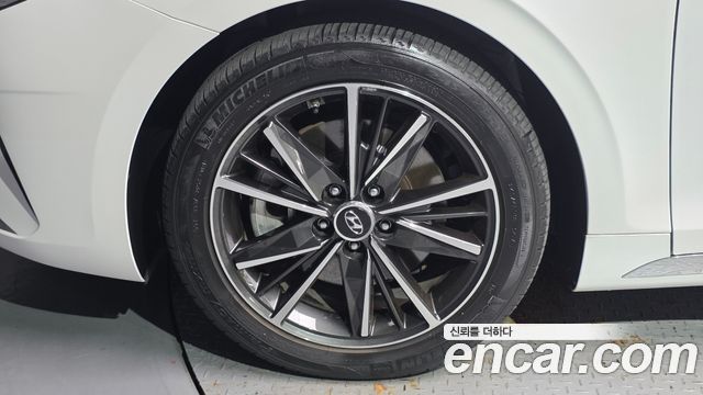 Hyundai Grandeur (IG) 3.3 Exclusice 2022 — фото 5