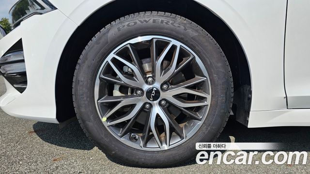 Kia K5 (III) 2.0 Trendy 2022 — фото 5