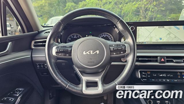 Kia K5 (III) 2.0 Trendy 2022 — фото 13
