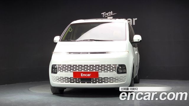 Hyundai Staria L3.5 Tourer 11-Seater Modern 2025 — фото 3
