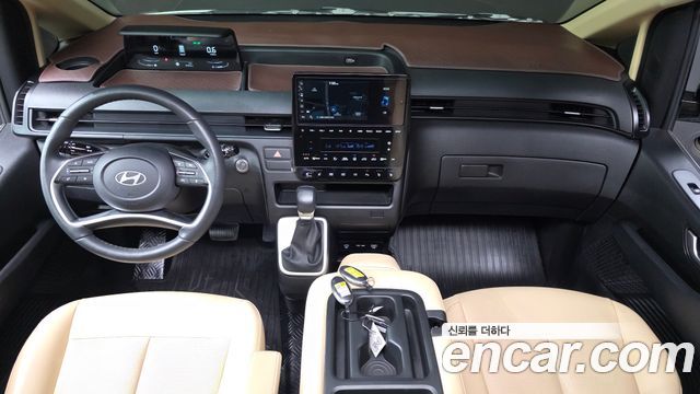 Hyundai Staria L3.5 Tourer 11-Seater Modern 2025 — фото 7