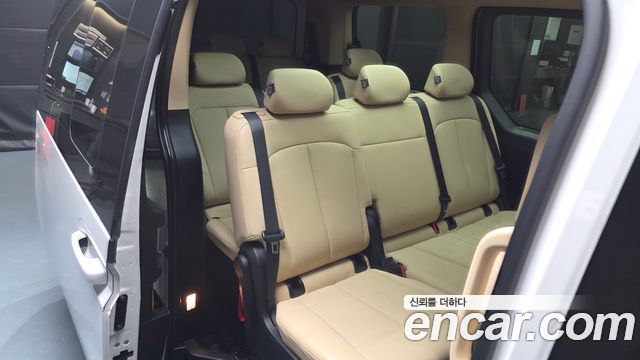 Hyundai Staria L3.5 Tourer 11-Seater Modern 2025 — фото 11