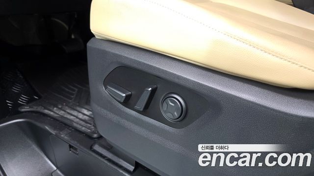 Hyundai Staria L3.5 Tourer 11-Seater Modern 2025 — фото 17