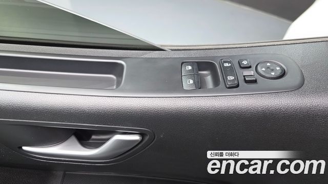 Hyundai Staria L3.5 Tourer 11-Seater Modern 2025 — фото 20