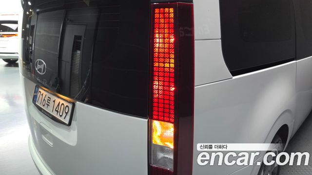 Hyundai Staria L3.5 Tourer 11-Seater Modern 2025 — фото 23