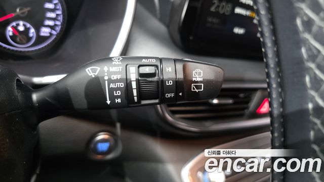 Hyundai Santa Fe Diesel 2.2 2WD Exclusive 2022 — фото 20