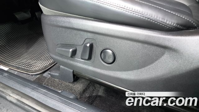 Hyundai Santa Fe Diesel 2.2 2WD Exclusive 2022 — фото 31