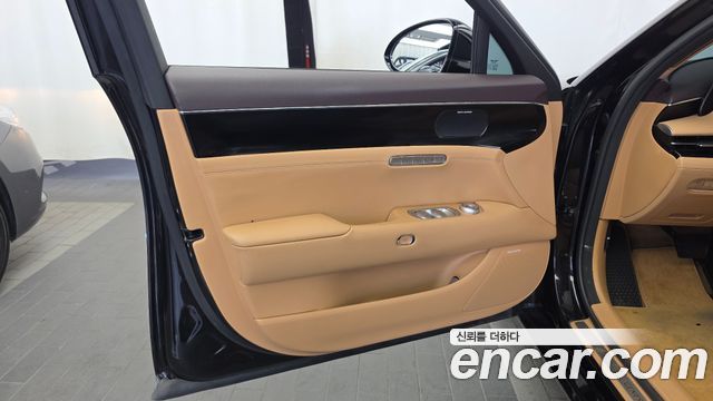 Genesis G90 (RS4) Gasoline 3.5 Turbo AWD 2023 — фото 24