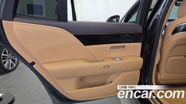 Genesis G90 (RS4) Gasoline 3.5 Turbo AWD 2023 — фото 25