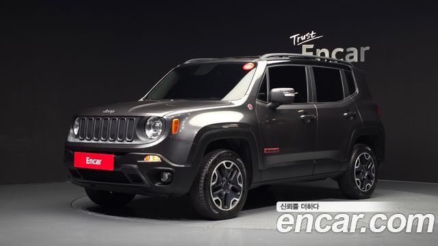 Jeep Renegade 2.0 Diesel Tailhawk AWD 2017 — фото 1