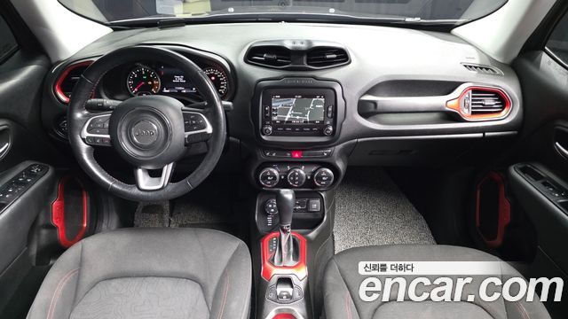 Jeep Renegade 2.0 Diesel Tailhawk AWD 2017 — фото 7