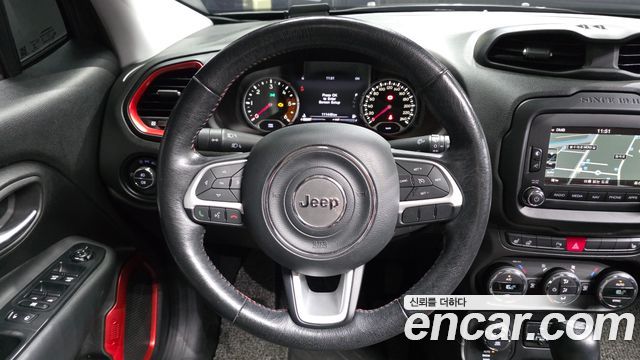 Jeep Renegade 2.0 Diesel Tailhawk AWD 2017 — фото 13