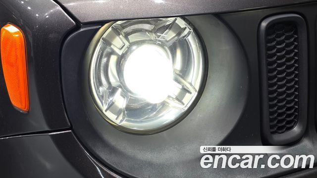 Jeep Renegade 2.0 Diesel Tailhawk AWD 2017 — фото 22