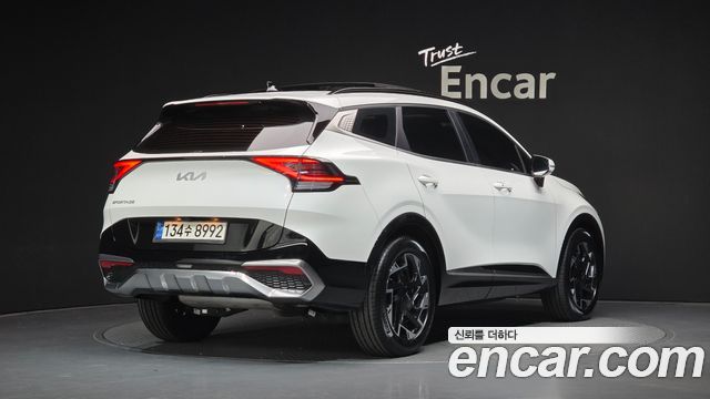 Kia Sportage (V) Gasoline 1.6 Turbo 2WD Prestige 2022 — фото 2