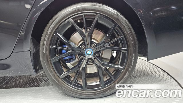 BMW 5 Series (G30) 530e M Sport 2023 — фото 21