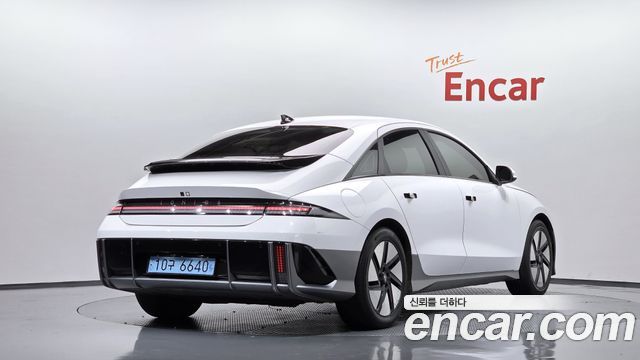 Hyundai Ioniq 6 Long Range Exclusive 2023 — фото 2