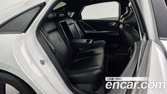 Hyundai Ioniq 6 Long Range Exclusive 2023 — фото 15