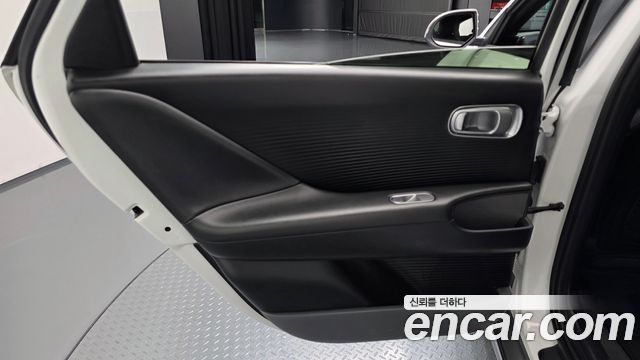 Hyundai Ioniq 6 Long Range Exclusive 2023 — фото 31