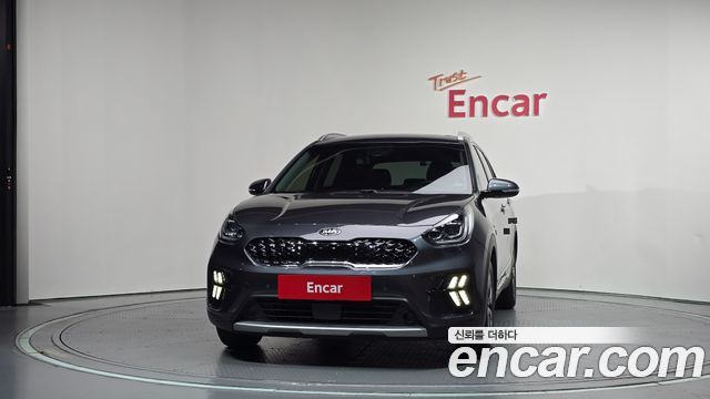 Kia Niro 1.6 HEV Noblesse Special 2020 — фото 3