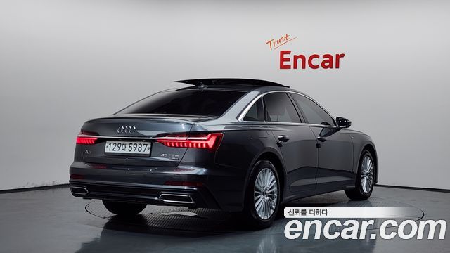 Audi A6 (C8) 45 TFSI Quattro Premium 2020 — фото 2