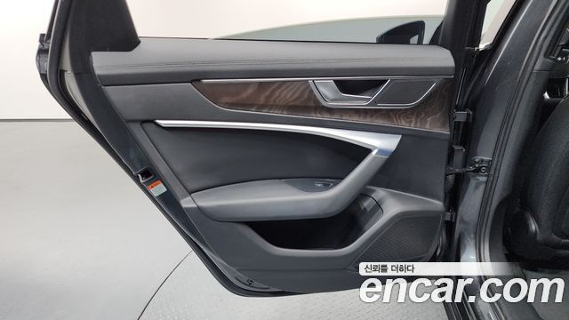 Audi A6 (C8) 45 TFSI Quattro Premium 2020 — фото 25