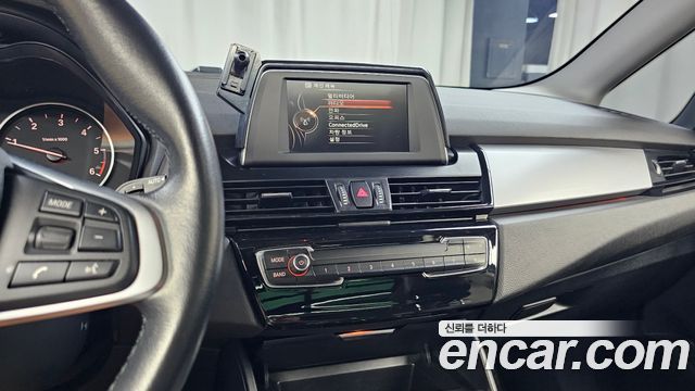 BMW 2 Series Active Tourer (F45) Luxury 2015 — фото 12