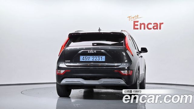 Kia Niro EV Air 2023 — фото 4