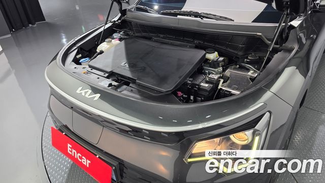 Kia Niro EV Air 2023 — фото 6
