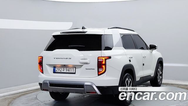 KG Mobility (SsangYong) Torres Gasoline 1.5 4WD T7 2023 — фото 4
