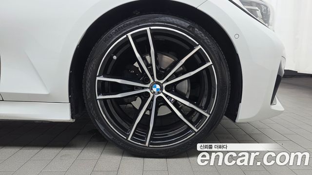 BMW 3 Series (G20) 320i M Sport 2022 — фото 21
