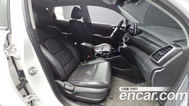 Hyundai Tucson Gasoline 1.6 turbo 2WD Modern 2020 — фото 26