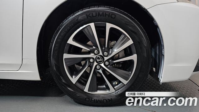 Lexus CT200h 1.8 Supreme ZWA10 2018 — фото 21