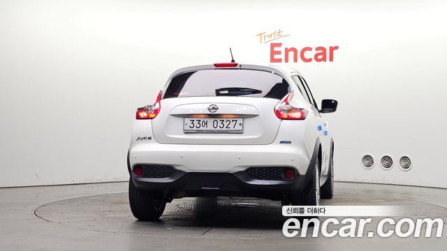 Nissan Juke 1.6 SV F15 2016 — фото 4