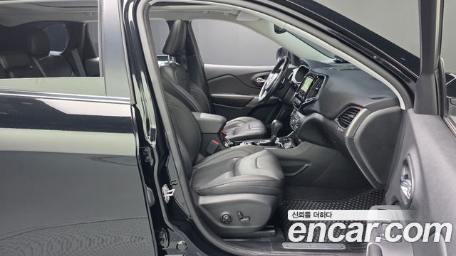Jeep Cherokee (KL) 2.4 Limited 2WD 2021 — фото 11