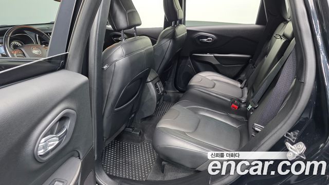 Jeep Cherokee (KL) 2.4 Limited 2WD 2021 — фото 12