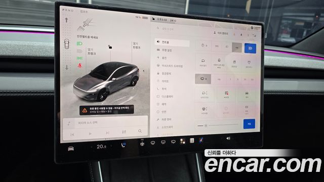 Tesla Model Y Premium Long Range AWD 2026 — фото 16
