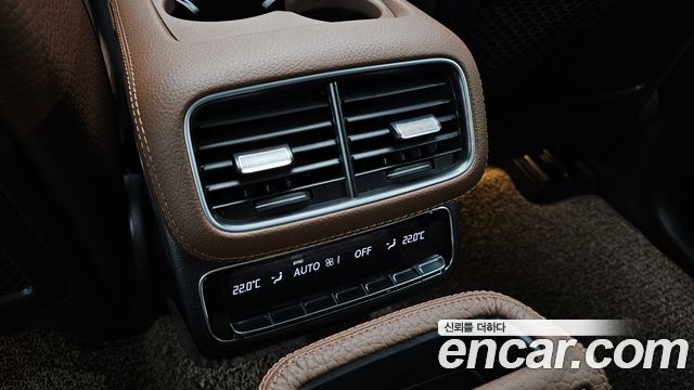 Mercedes-Benz GLS-Class (X167) GLS450 4MATIC 2025 — фото 36