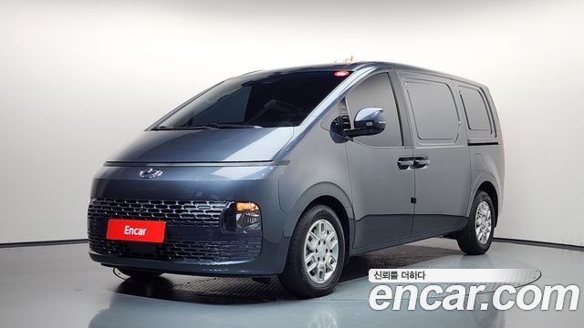 Hyundai Staria L3.5 Cargo 3-Seater Modern 2024 — фото 1