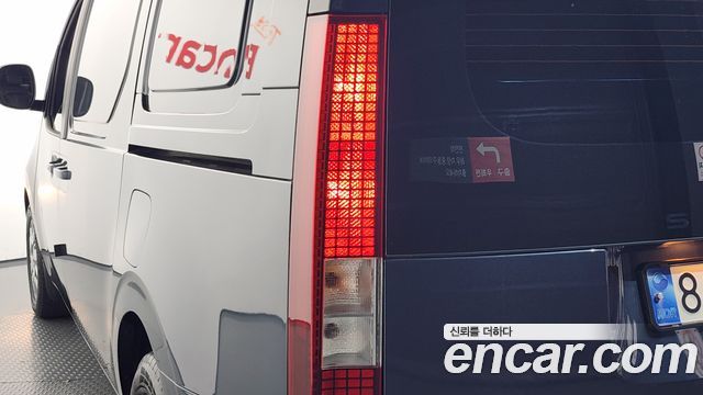 Hyundai Staria L3.5 Cargo 3-Seater Modern 2024 — фото 23