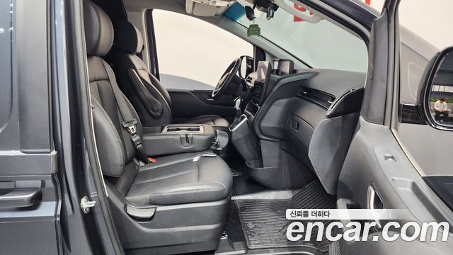 Hyundai Staria L3.5 Cargo 3-Seater Modern 2024 — фото 26