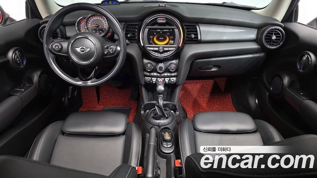 MINI Cooper D Mid 3rd 2016 — фото 7