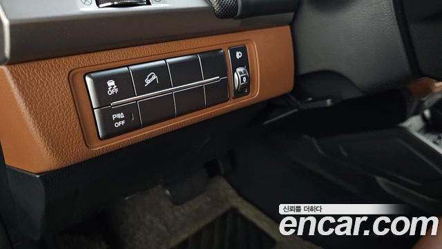 KG Mobility (SsangYong) Rexton Sports Diesel 2.2 4WD Noblesse 2018 — фото 20