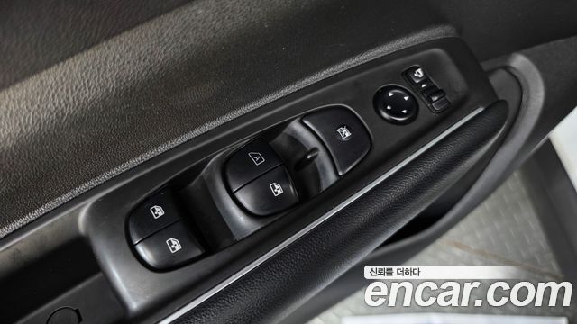 Renault Korea QM6 Gasoline 2WD RE 2019 — фото 28