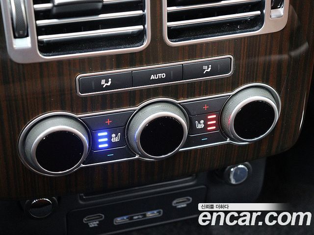Land Rover Range Rover (IV) 5.0 SC AB 2017 — фото 19
