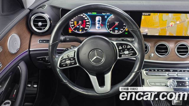Mercedes-Benz E-Class (W213) E300e Exclusive 2019 — фото 13