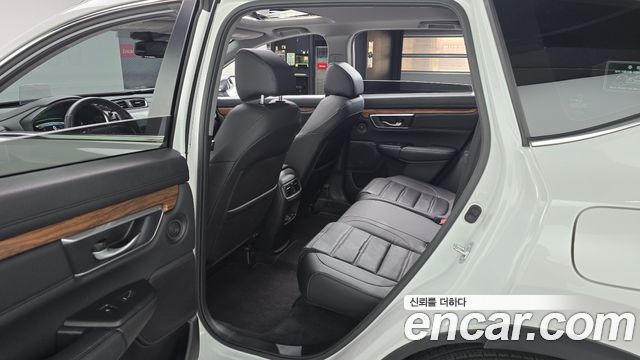 Honda CR-V (V) 2.0 Hybrid Touring 4WD 2022 — фото 11