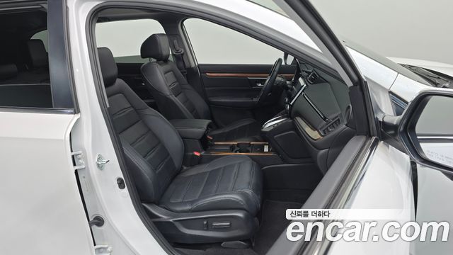 Honda CR-V (V) 2.0 Hybrid Touring 4WD 2022 — фото 26
