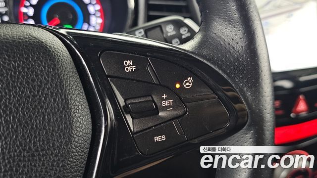 KG Mobility (SsangYong) Tivoli Air Diesel RX 2WD 2017 — фото 13