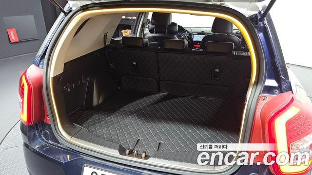 KG Mobility (SsangYong) Tivoli Air Diesel RX 2WD 2017 — фото 20