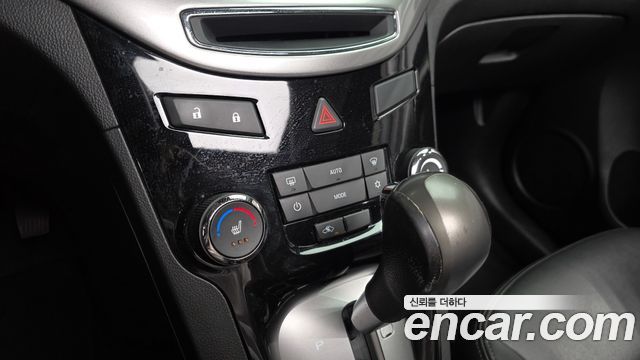 Chevrolet Orlando 2.0 Diesel LTZ Safety 2015 — фото 16